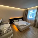 The Wish House Appartamento Golem (Tirana)