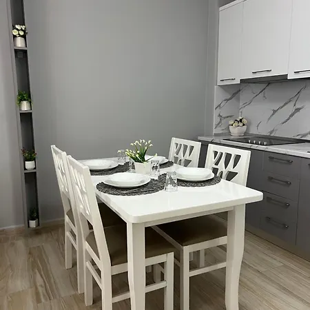 The Wish House * Golem