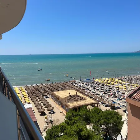 Apartman The Wish House Golem