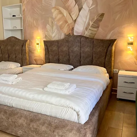 The Wish House Apartman Golem