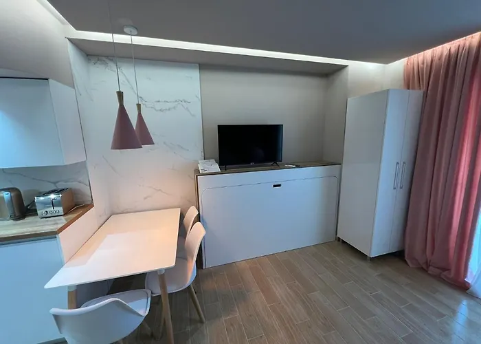 The Wish House Apartment Golem (Tirana)